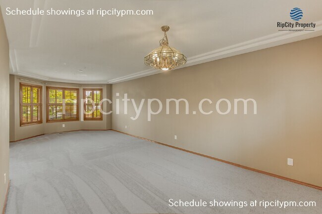 Building Photo - Beautiful 4 Bed/2.5 Bath Home in Tualatin!