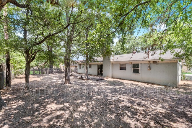 Building Photo - 6500 Melinda Dr