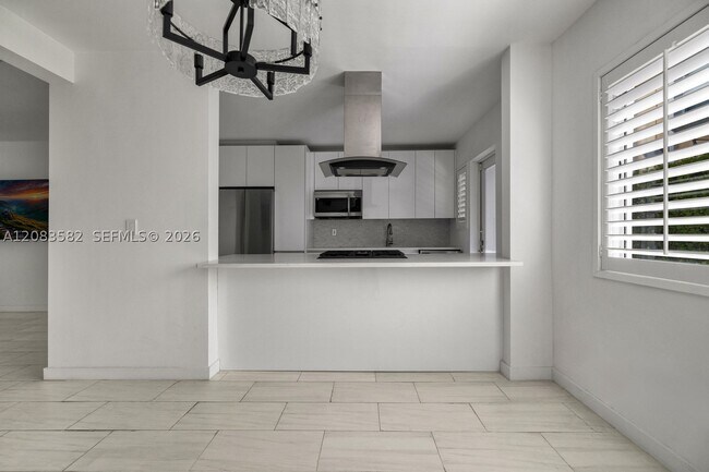 Building Photo - 3909 US-1