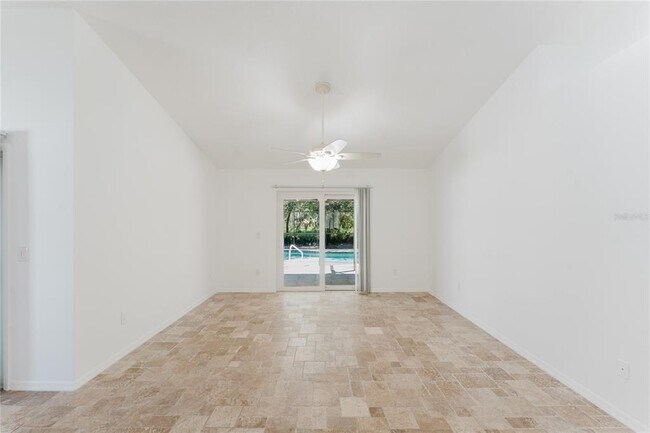 Building Photo - 3033 S Horizon Pl
