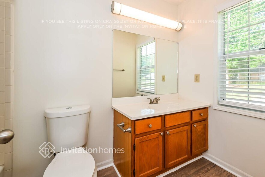 Building Photo - 232 Colemans Bluff Dr