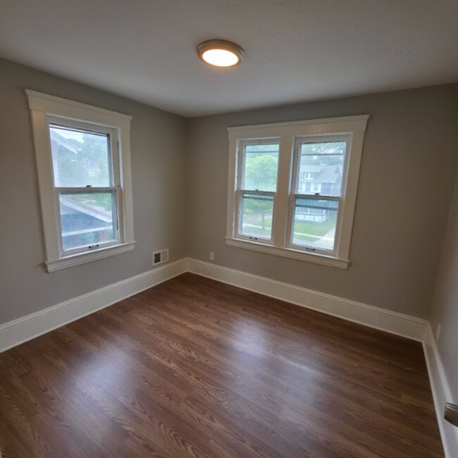 Building Photo - 1035 Elbon Rd