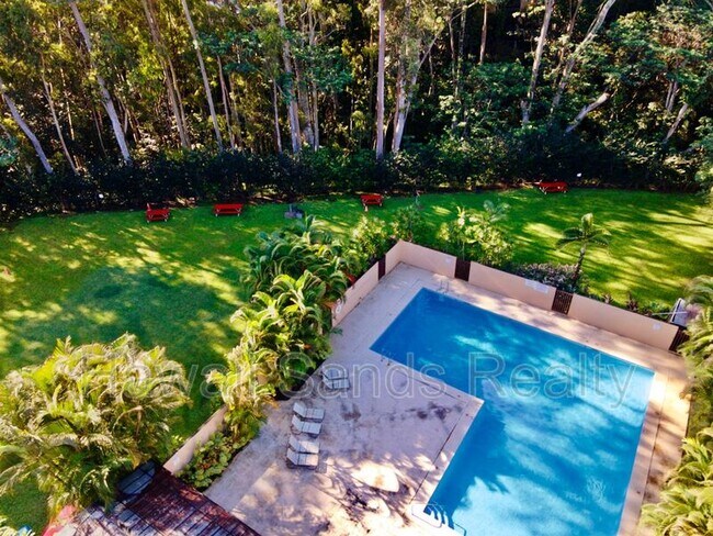 Building Photo - 95-273-273 Waikalani Dr