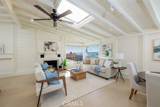 Building Photo - 1225 Gaviota Dr