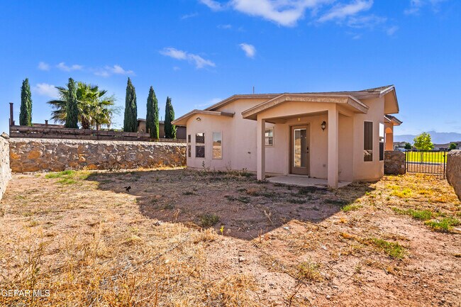 Building Photo - 12148 Cherry Wood Ln