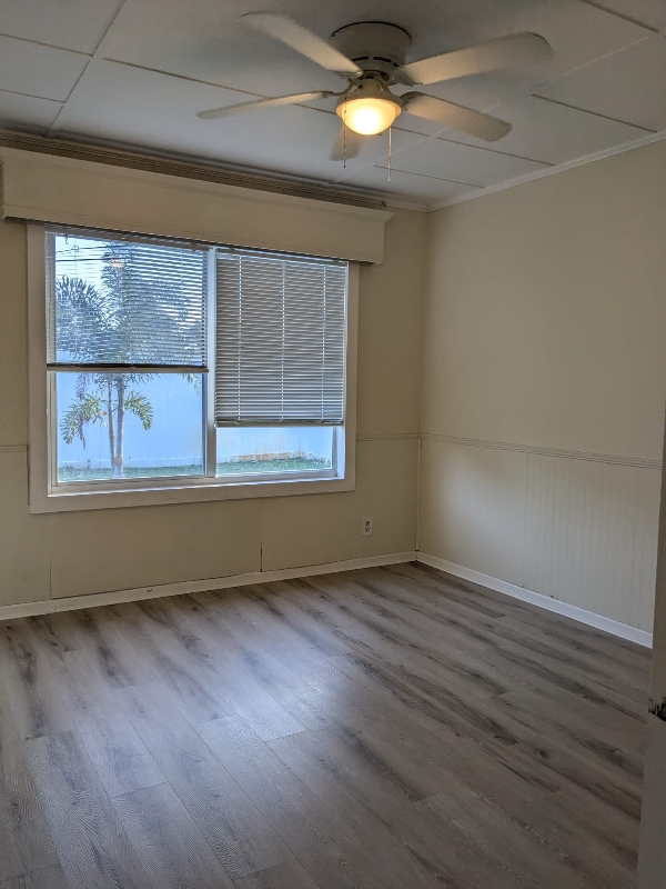 Building Photo - 305 3rd St