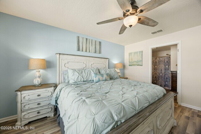 Building Photo - 3356 Canyon Falls Dr
