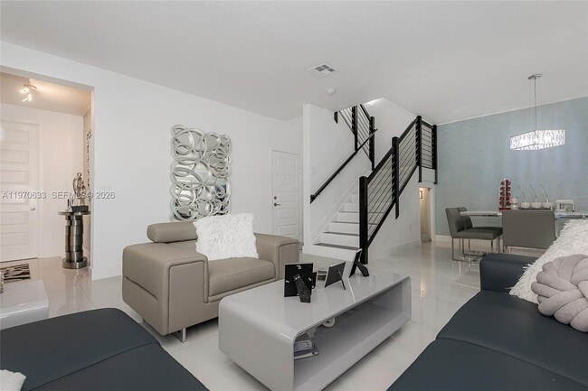 Building Photo - 7902 NW 105th Ct