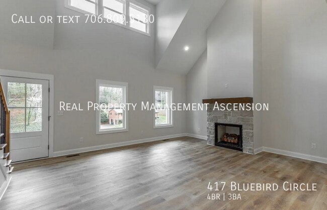 Building Photo - 417 Blue Bird Cir