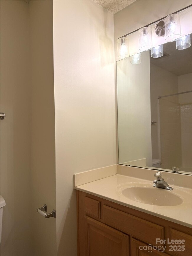 Building Photo - 10013 University Park Ln