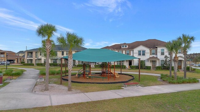 Building Photo - 2450 Chateau Lp