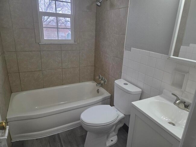 Building Photo - 2826 S Pennsylvania St