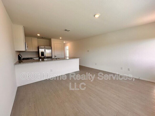 Building Photo - 3220 NW 147th Ter