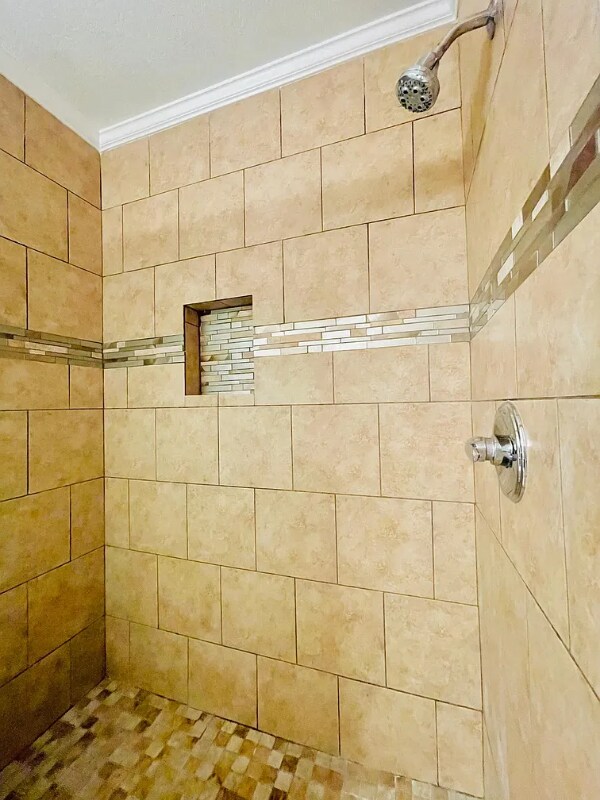 Building Photo - 83107 Greenbrier Dr