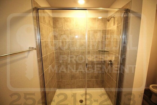 Building Photo - 1704 Cedrus Dr
