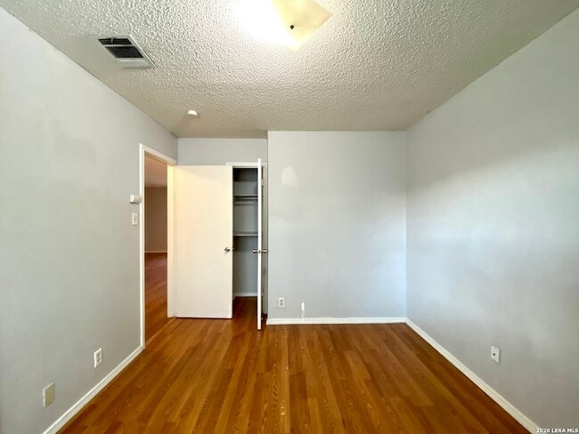 Building Photo - 5225 Meadow Field