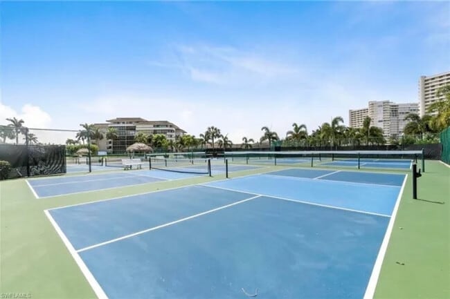 Building Photo - 380 Seaview Ct