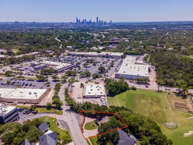 Building Photo - 3303 Sanderling Trail