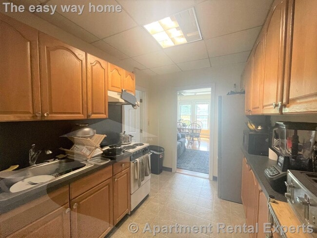 Building Photo - 60 Walden St