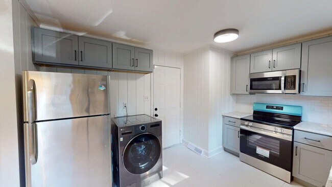 Building Photo - 1510 Woodhill Ln