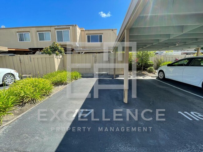 Building Photo - Great 2/1.5 With Parking, Patio, Washer and Dryer, Minutes to Levi Stadium and Much More!