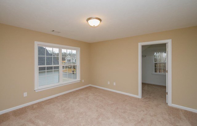 Building Photo - 558 Bunchgrass St