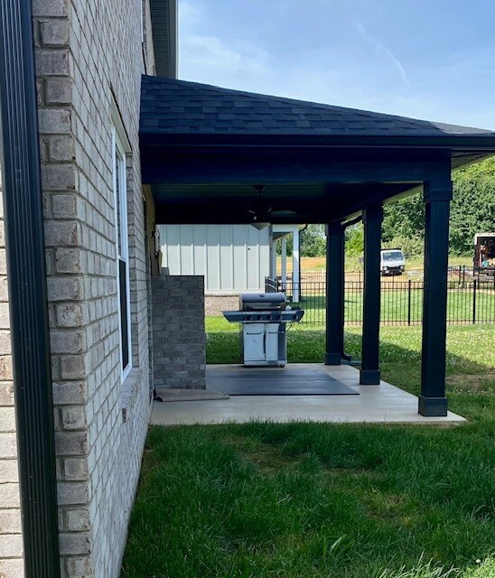 Building Photo - 812 Dolen Pl