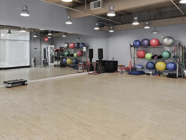 Building Photo - 355 I St SW