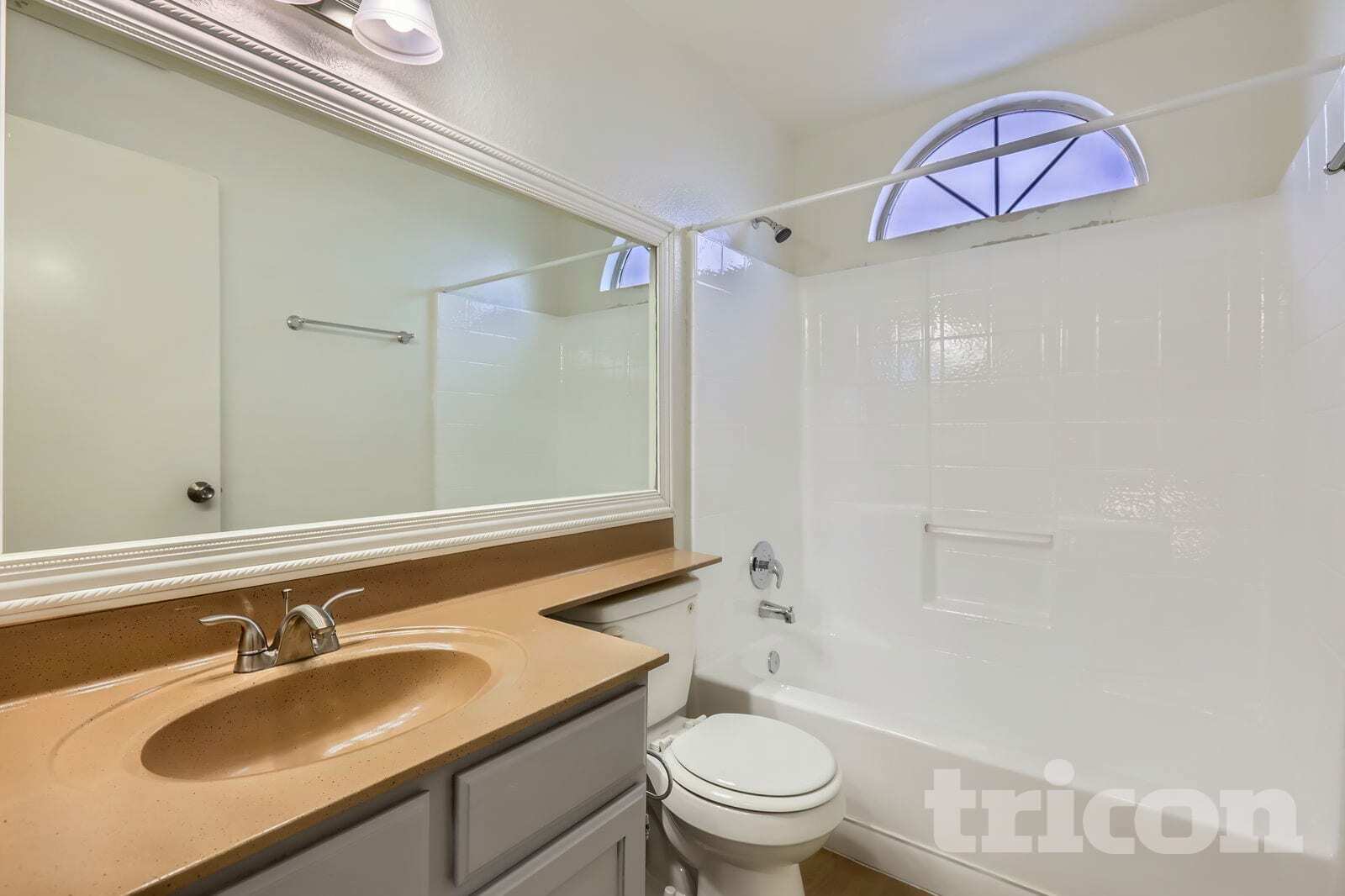 Building Photo - 7321 N 69th Ave