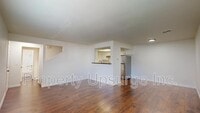 Building Photo - 1487 Bradford Way