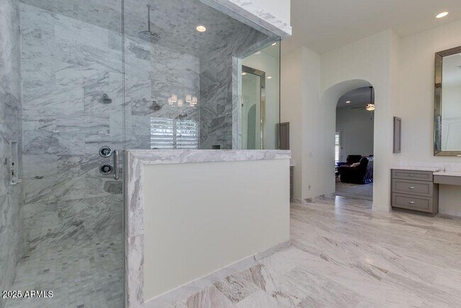 Building Photo - 2836 E Carob Dr