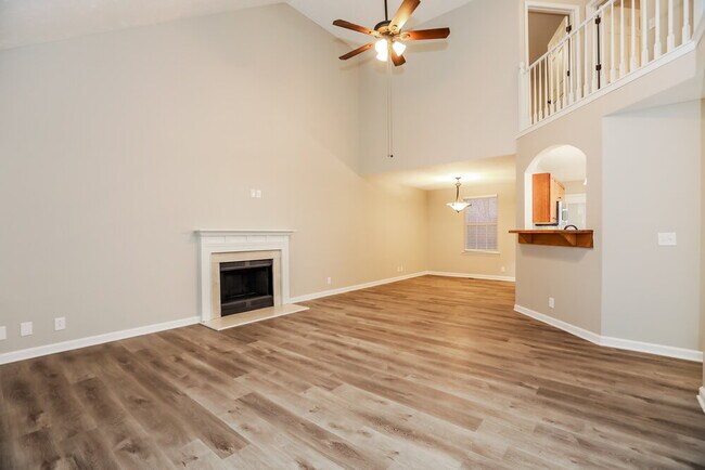 Building Photo - 4505 Hunters Green Cir