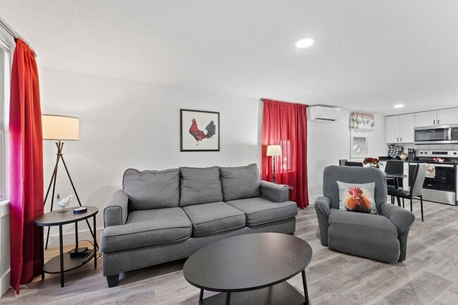 Building Photo - Stylish/Fully Furnished  2-Bedroom Retreat Near Campus & Downtown Columbia