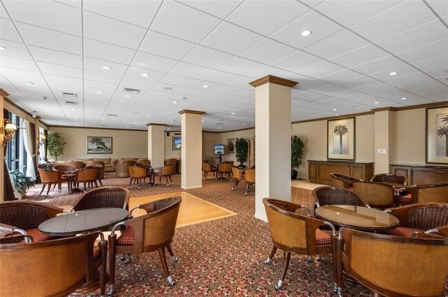 Building Photo - 5000 N Ocean Blvd