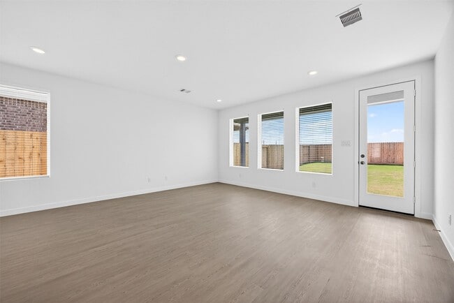 Building Photo - 31831 Rich Mdw Ct