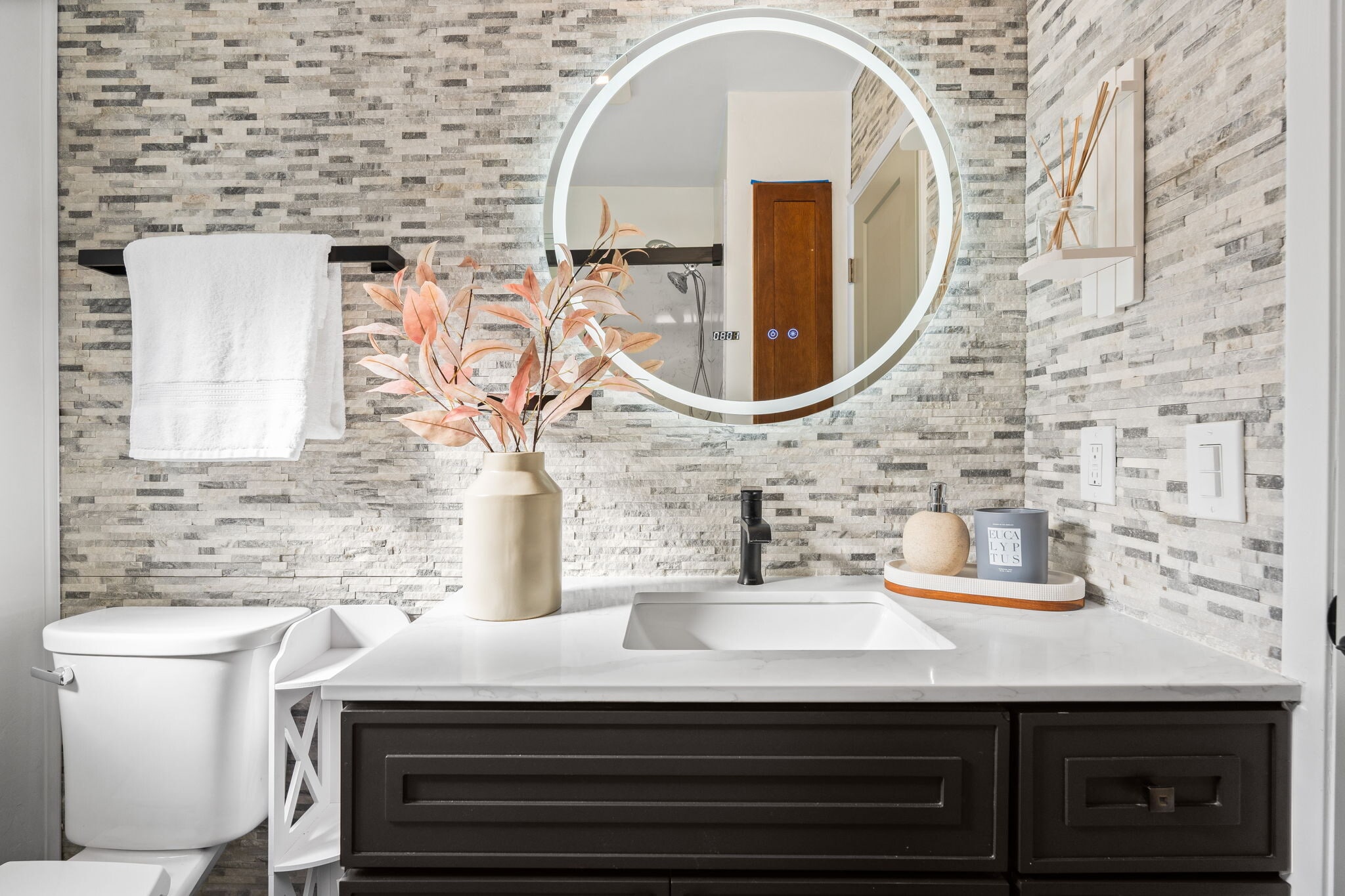 Building Photo - 8124 Greenly Dr