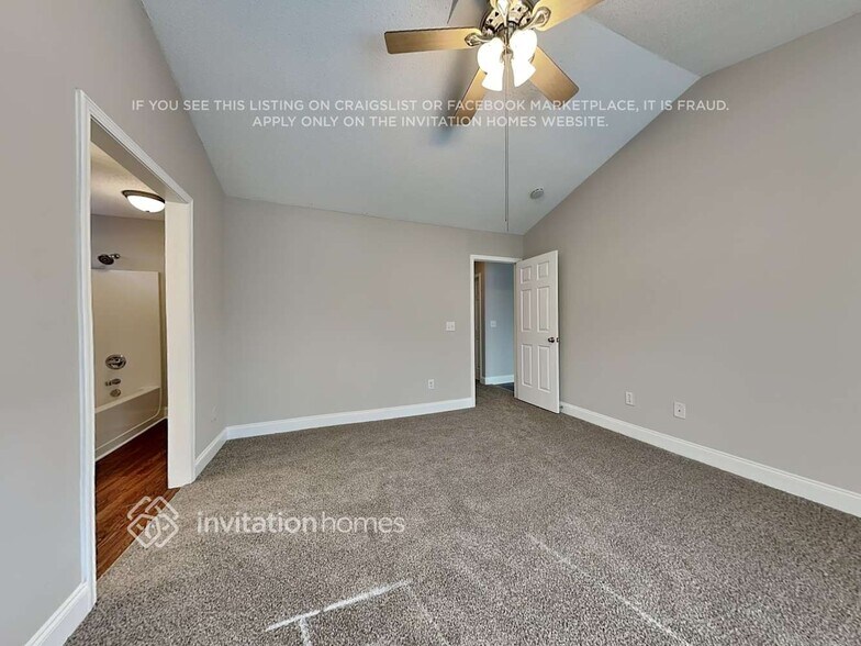 Building Photo - 152 Saleen Dr