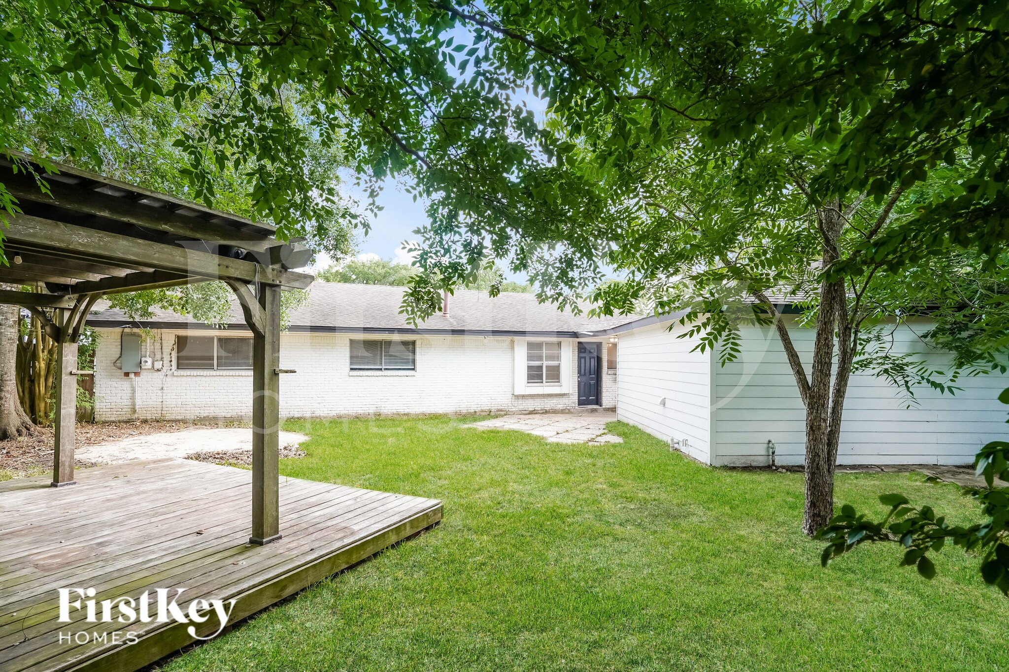 Building Photo - 4909 Green Willow Ln