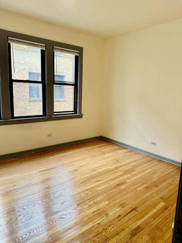 Building Photo - 3402 W Carmen Ave