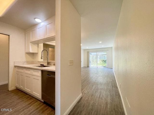 Building Photo - 248 E Surfside Dr