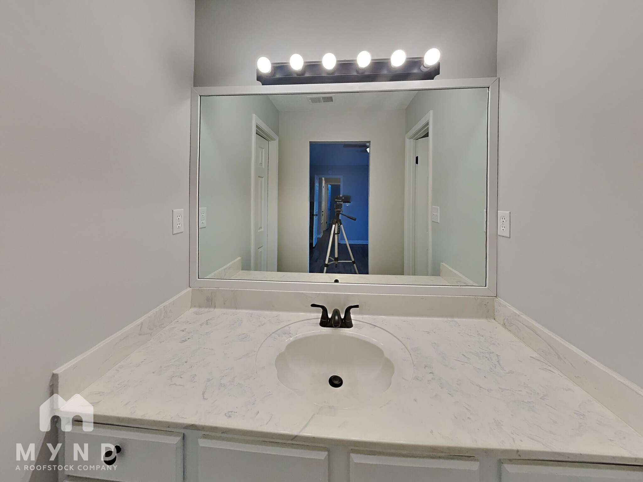 Building Photo - 1041 Spanish Trail Ln