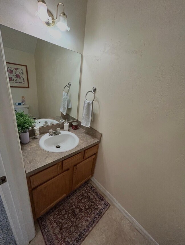 Building Photo - 3543 SW 30th Way