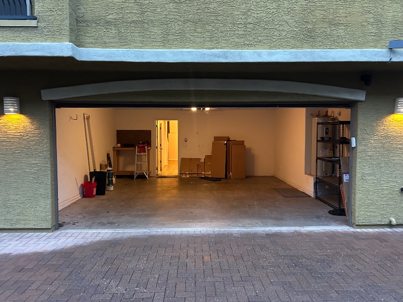 Building Photo - 15240 N 142nd Ave