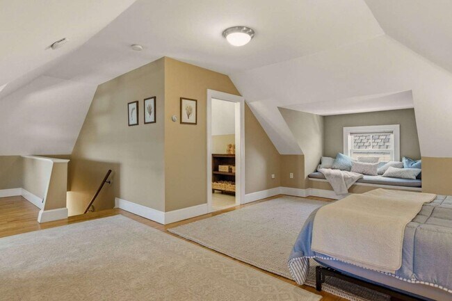 Building Photo - 115 Court St