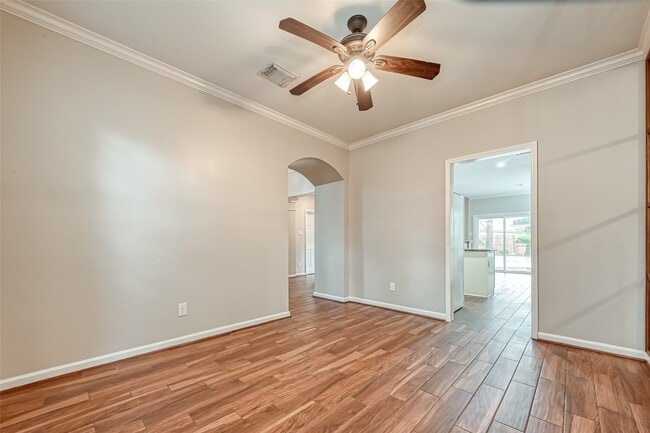 Building Photo - 22011 Windmill Bluff Ln