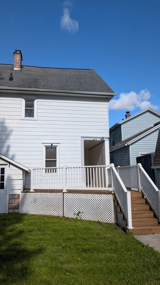 Building Photo - 161-161 S Seward Ave