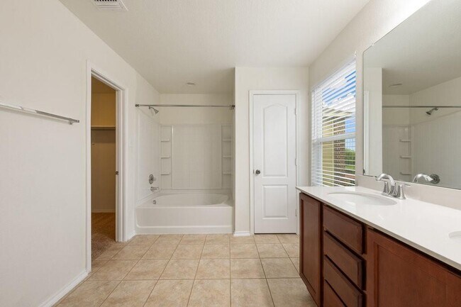 Building Photo - 10909 Helms Deep Dr