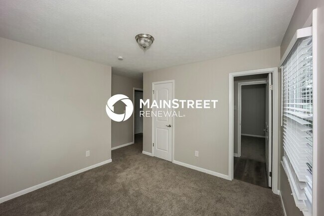 Building Photo - 3 Bedroom Pet-Friendly Home in College Park, GA with Main Street Renewal