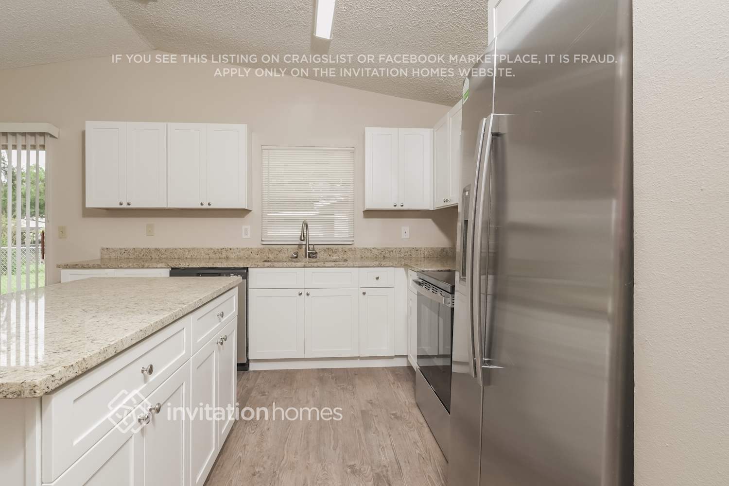 Building Photo - 1325 Periwinkle Ct
