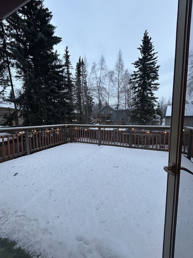 Building Photo - 9715 Sinina Pl